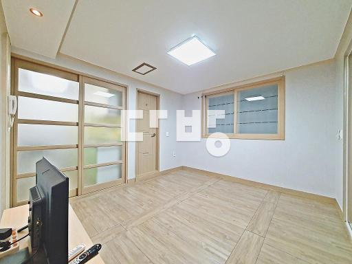 v 풀옵션 v 침대,책상 v 분리형 원룸 v 붙박이장 v 24시편의점 v - View 4