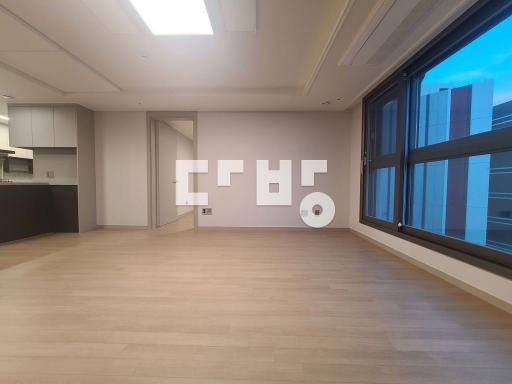 5동.에어컨3대,줄눈,중문설치 - View 2