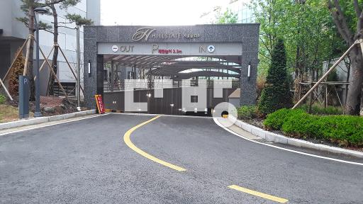 응봉산사이조망,올확장,내부상태최상,시스템에어컨2대,안방샤워부스 - View 3