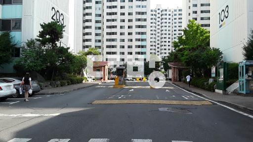 Apartment in 용산동 - View 2