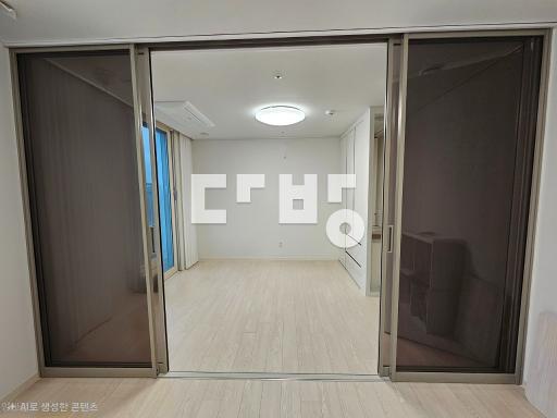 에어컨5대 중문 키큰장 작은방통합형으로 중문있음  세입자만기시 협의입 - View 5