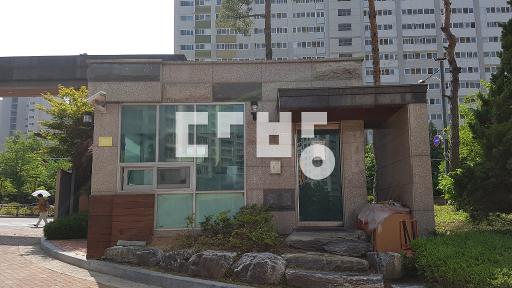 7년전 올수리, 안방비확장, 작은방확장해서 방3개, 영구조망권 - View 2