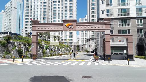 Apartment in 삼각동 - View 2