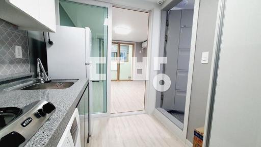 Apartment in 봉명동 - View 2