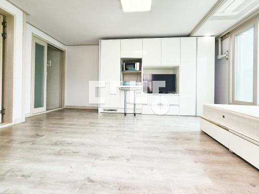 Apartment in BuSan광역시, 괘법동, 사상구 - View 2