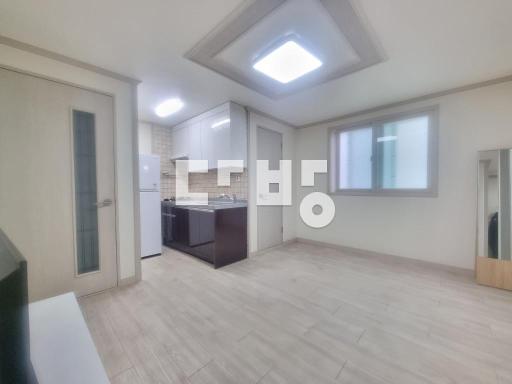 Apartment in 사동 - View 5