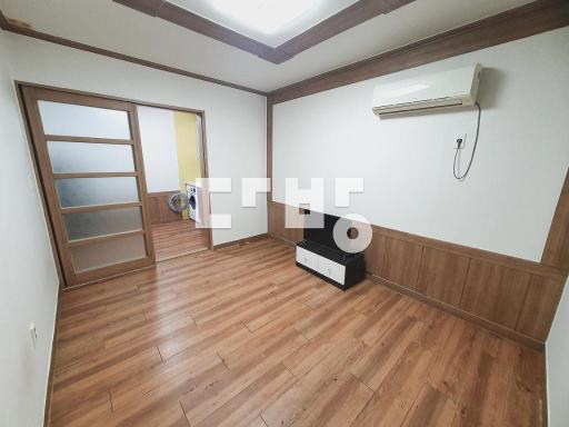 Apartment in 장평동 - View 3