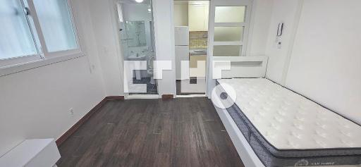 Apartment in 교동 - View 2
