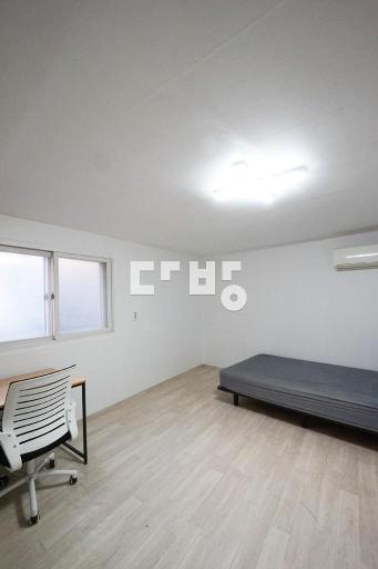 Apartment in 수원시, 영통구 - View 2
