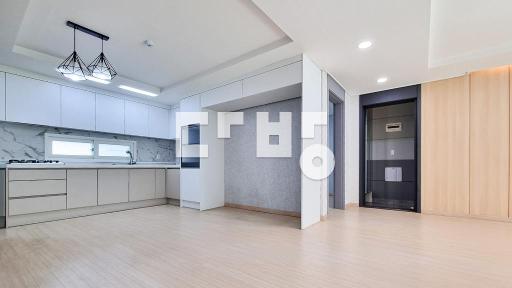 House in 성석동 - View 2