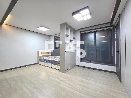 Apartment in 전민동 - View 2