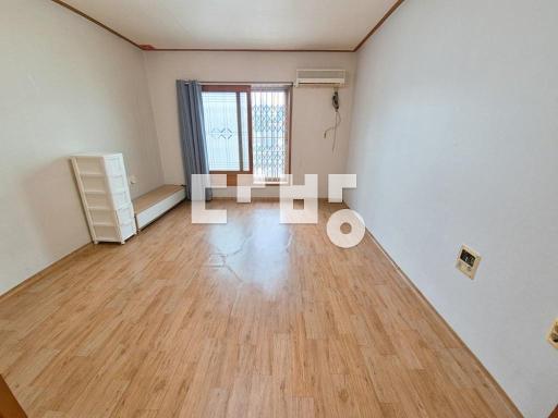Apartment in 명서동 - View 2