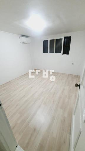 Apartment in 연남동 - View 5