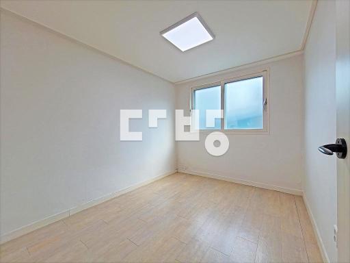 즉시입주 가능한 투룸, 공간좋고 채광좋은 4층, 주차, - View 2
