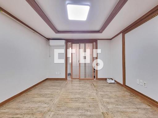 Apartment in 대명동 - View 4