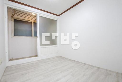 Apartment in 안양시, 안양동, 만안구 - View 2