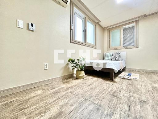 Apartment in 수정동 - View 2