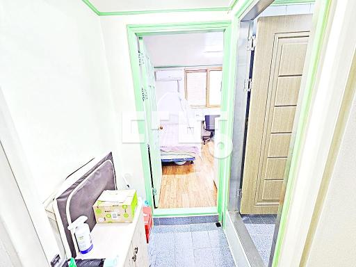 v화이트톤 깔끔v비흡연자학생전용v전입가능v풀옵션 - View 2