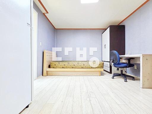 Apartment in BuSan광역시, 장전1동 - View 5