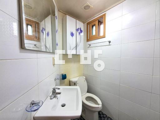 Apartment in 화양동 - View 2