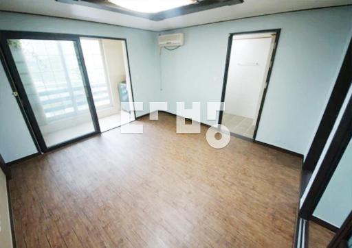 Apartment in 울산광역시, 삼산동, 남구 - View 3