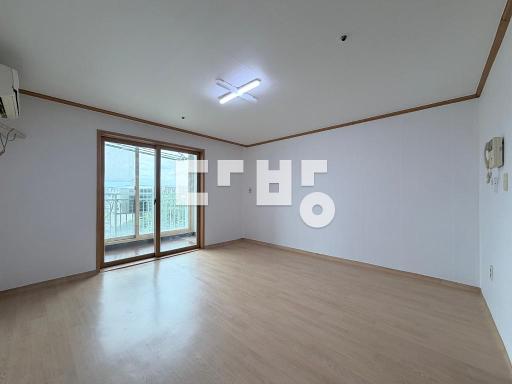 Apartment in 봉명동 - View 3
