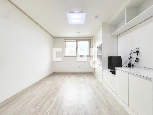 Apartment in 수원시, 인계동, 팔달구 - View 5