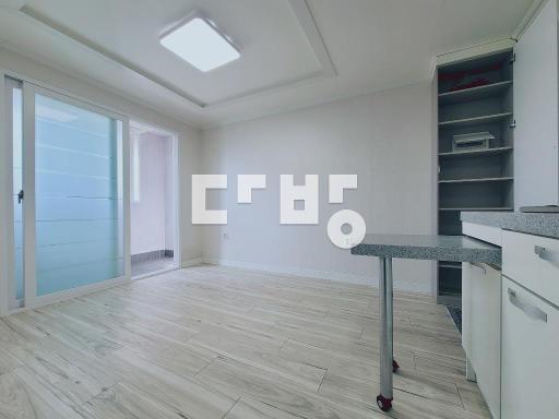 Apartment in 학정동 - View 5