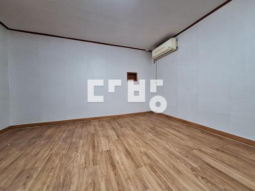 Apartment in 내덕동 - View 3