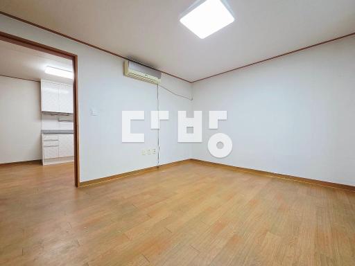 Apartment in SeoUl특별시, 송파동, 송파1동 - View 4