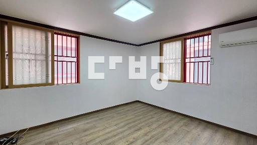 ++하복대 복대중학교인근 풀옵션 투룸 / 싱크대 교체 / 즉시입주가능++ - View 4