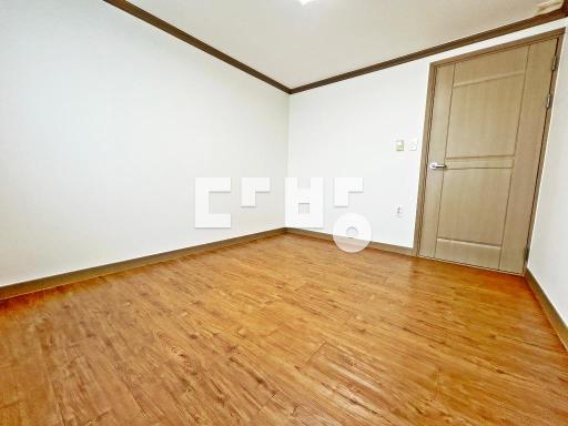 Apartment in 모암동 - View 3