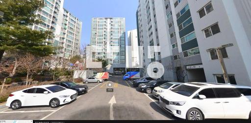 Apartment in 동삭동 - View 3