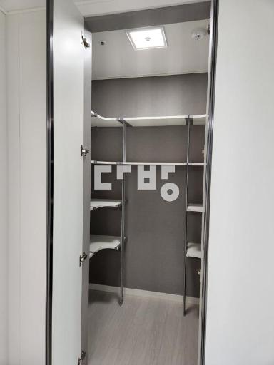 고덕탑추천.  관리잘된집. 실거주가능. 식당. 마트 상권이용편리. - View 4