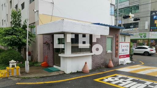 Apartment in 수원시, 율전동, 장안구 - View 3