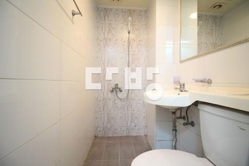 Apartment in 봉명동 - View 4