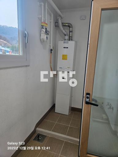 Apartment in 산수동 - View 2