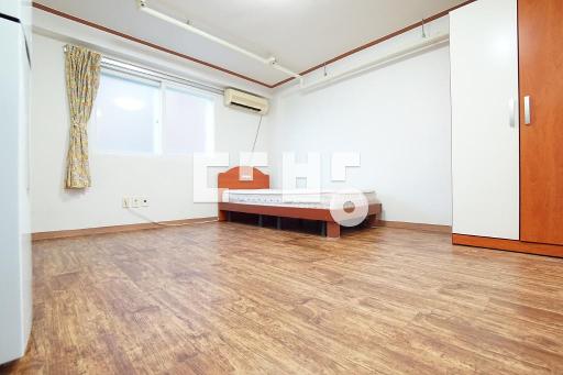 Apartment in 연희동 - View 5