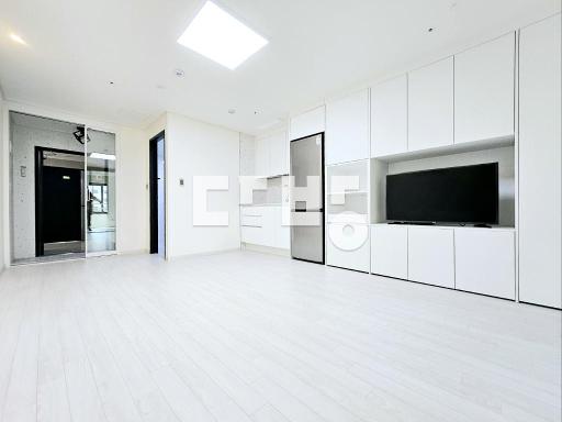 Apartment in 남현동 - View 4