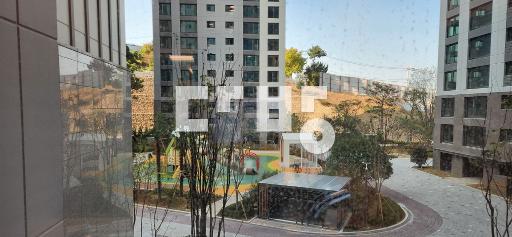 신연초 학군, 예쁜 단지뷰, 지하철역 연계 교통 편리 – pohled 4