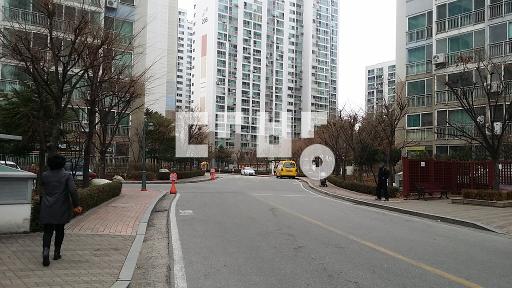 대단지 . 로얄층 . 막힘없는 전망 좋은 집 - View 3