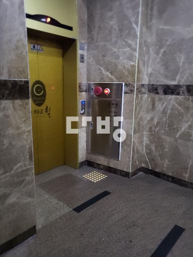 Apartment in 야음동 - View 5