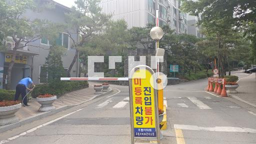 남향 로얄동로얄층 산전망 조망 최고 집상태 부분수리 깨끗한 아파트 급매 - View 3