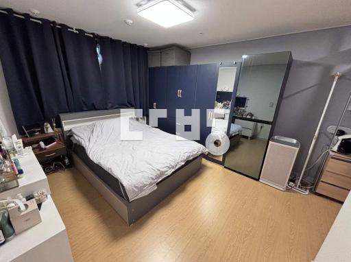 Apartment in 수원시, 매교동, 팔달구 - View 2