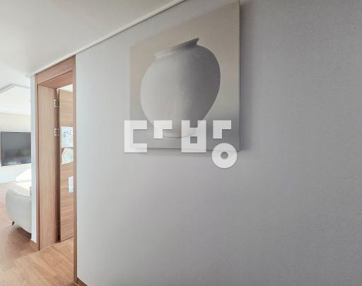 "앞동 개방감 일조량 우수,도배,싱크대시트지작업,인덕션,식기세척기 설치" - View 4