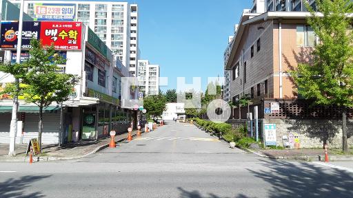~~앞트임,공원도서관인접,내부깨끗 - View 3