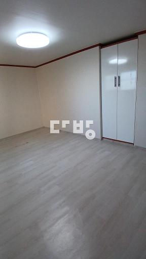 Apartment in 매탄동 - View 2