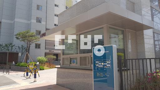 급매추천주인거주세대로 관리상태최상.중문.붙박이장 수납좋은구조,입주협의가능 - View 3