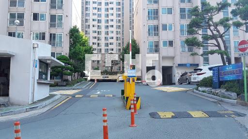 Apartment in 청학동 - View 2