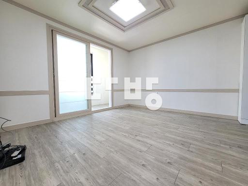 Apartment in 오천읍 - View 2